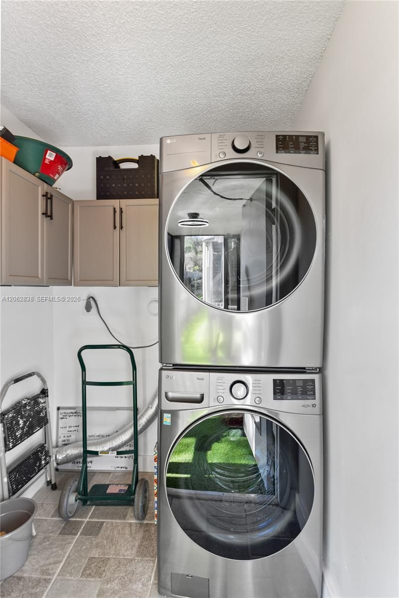 20760 NE 4th Ct, Unit 102, Miami, FL 33179 Photo