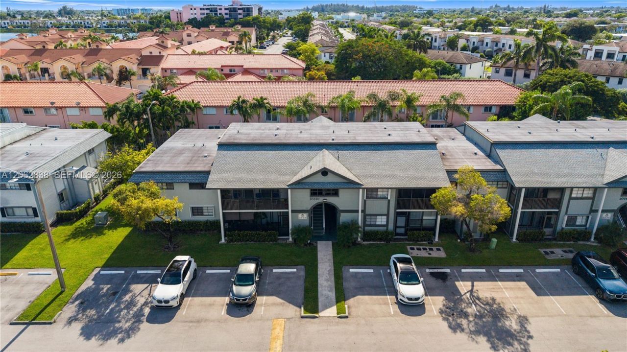 20760 NE 4th Ct, Unit 102, Miami, FL 33179 Photo