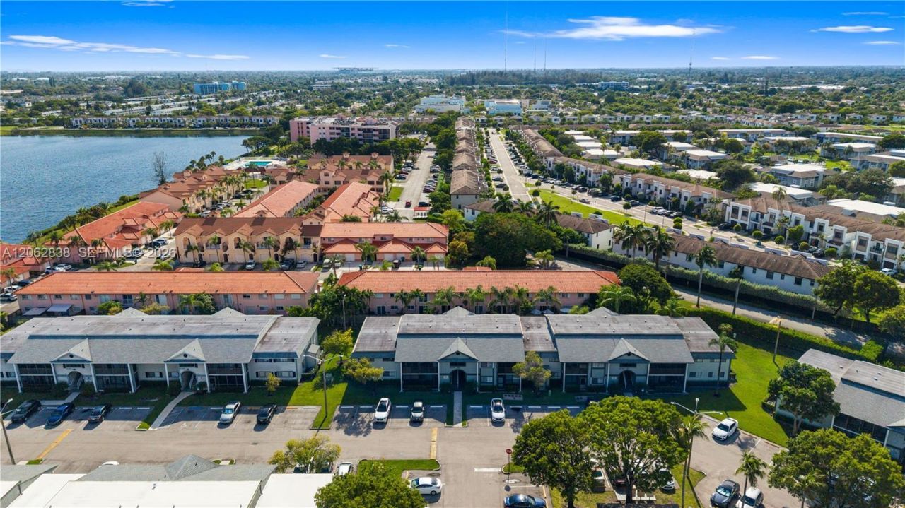 20760 NE 4th Ct, Unit 102, Miami, FL 33179 Photo