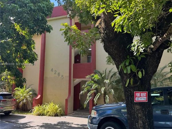 4265 NW South Tamiami Canal Dr, Unit 1-214, Miami, FL 33126