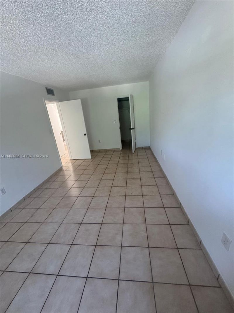 4265 NW South Tamiami Canal Dr, Unit 1-214, Miami, FL 33126 Photo