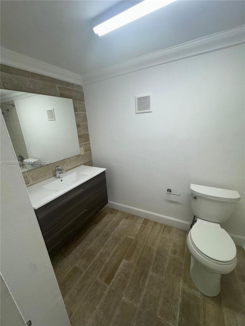 4265 NW South Tamiami Canal Dr, Unit 1-214, Miami, FL 33126 Photo