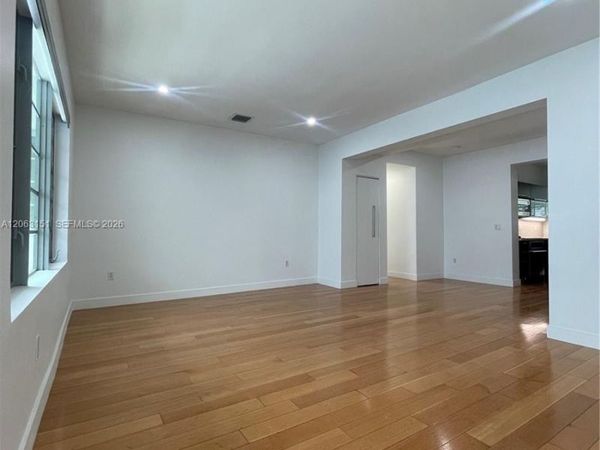 2021 Meridian Ave , Unit 12, Miami Beach, FL 33139