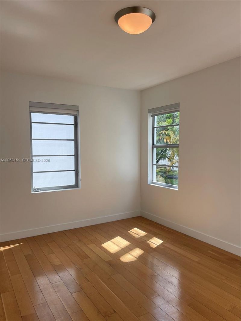 2021 Meridian Ave, Unit 12, Miami Beach, FL 33139 Photo