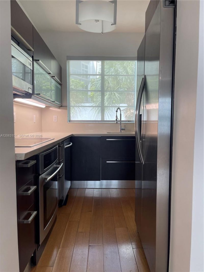 2021 Meridian Ave, Unit 12, Miami Beach, FL 33139 Photo
