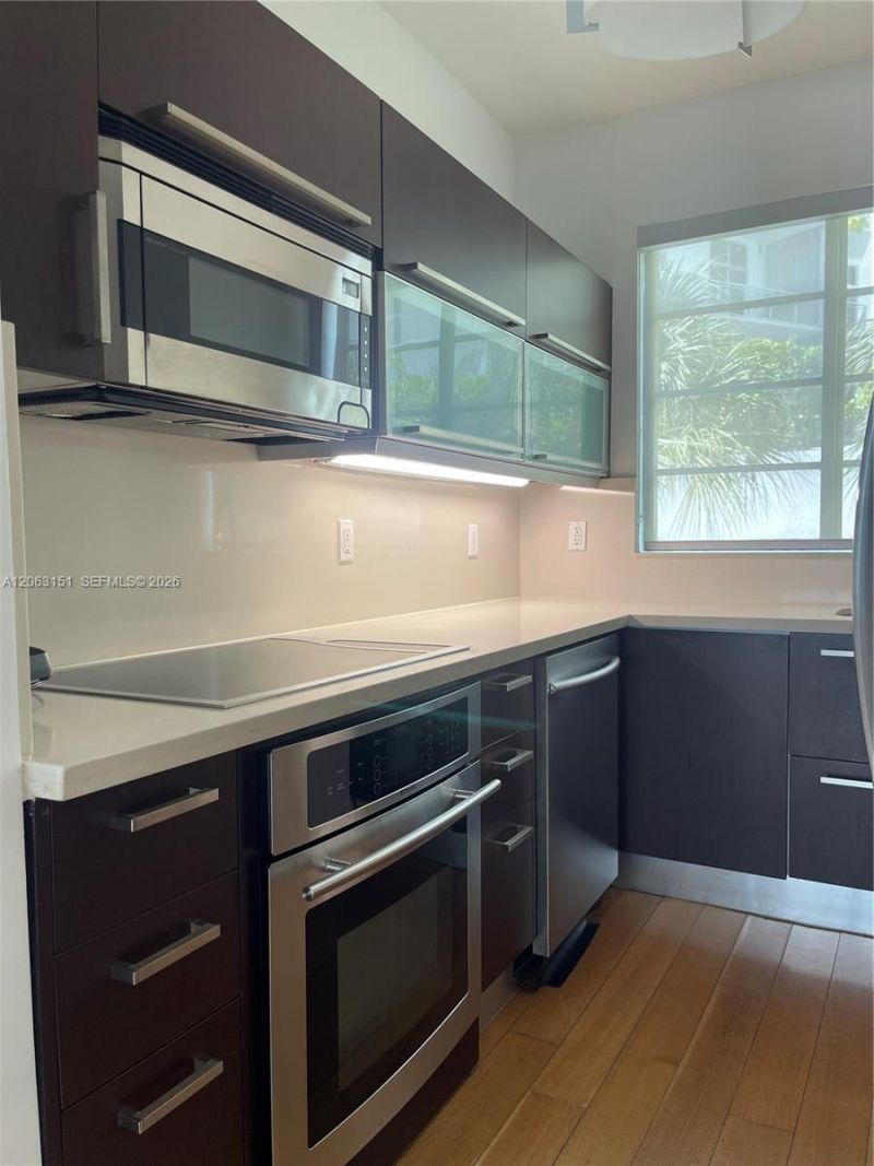 2021 Meridian Ave, Unit 12, Miami Beach, FL 33139 Photo