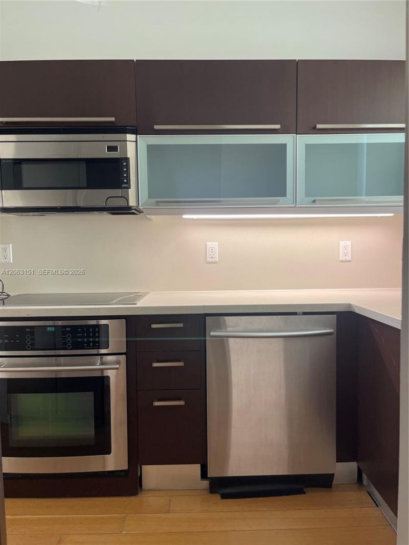 2021 Meridian Ave, Unit 12, Miami Beach, FL 33139 Photo
