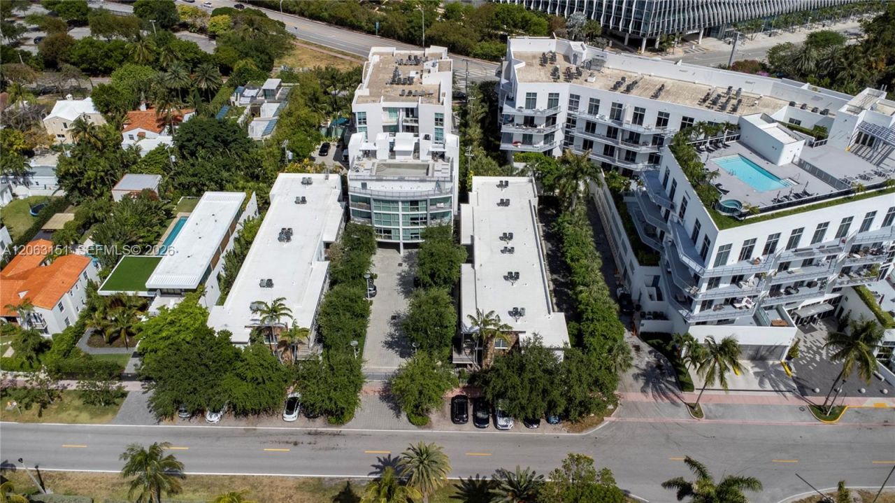 2021 Meridian Ave, Unit 12, Miami Beach, FL 33139 Photo
