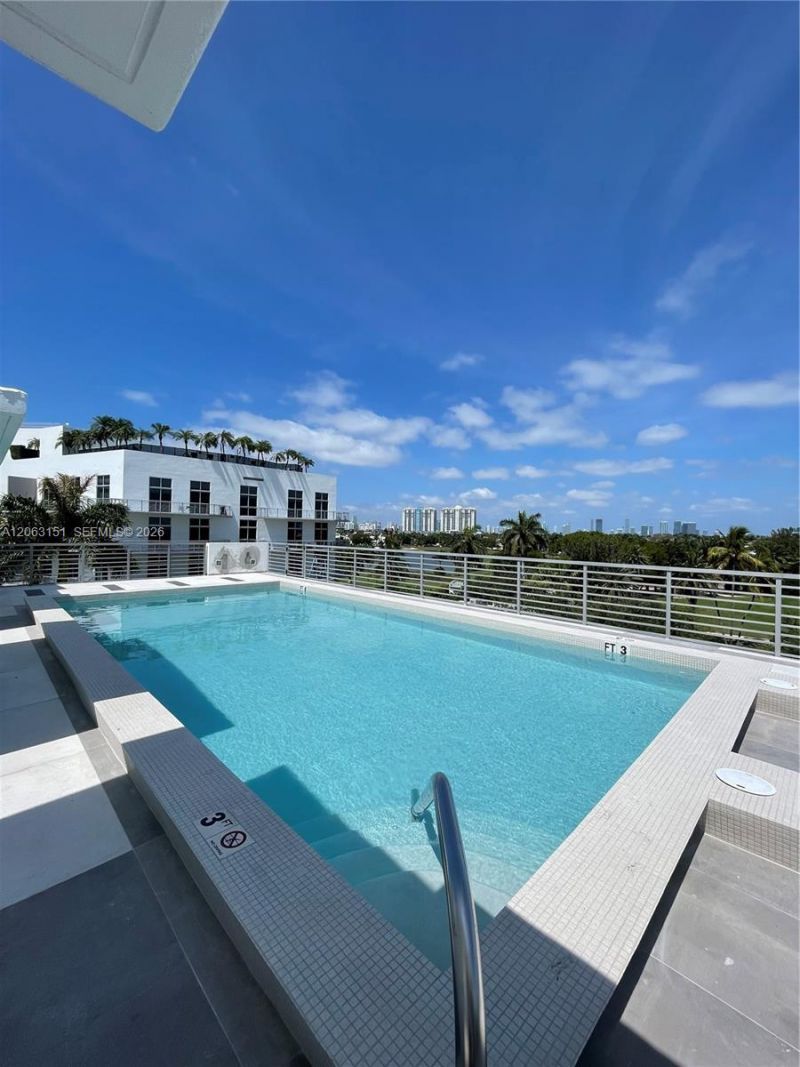 2021 Meridian Ave, Unit 12, Miami Beach, FL 33139 Photo
