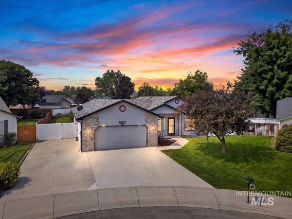 2829 N Valam Ave, Meridian, ID 83646