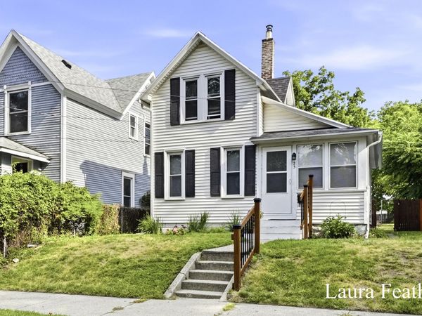 23 Colfax Street NE, Grand Rapids, MI 49505