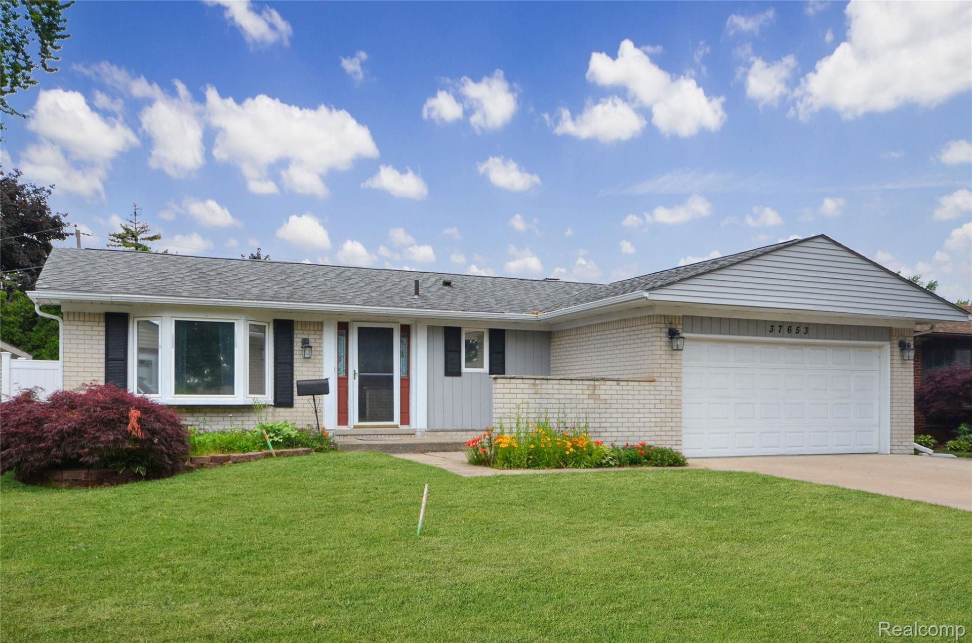 37653 Longacre Drive, Sterling Heights, Mi 48312 Main Photo