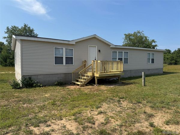 8845 Country Road NE, Rapid River Township, Mi 49659