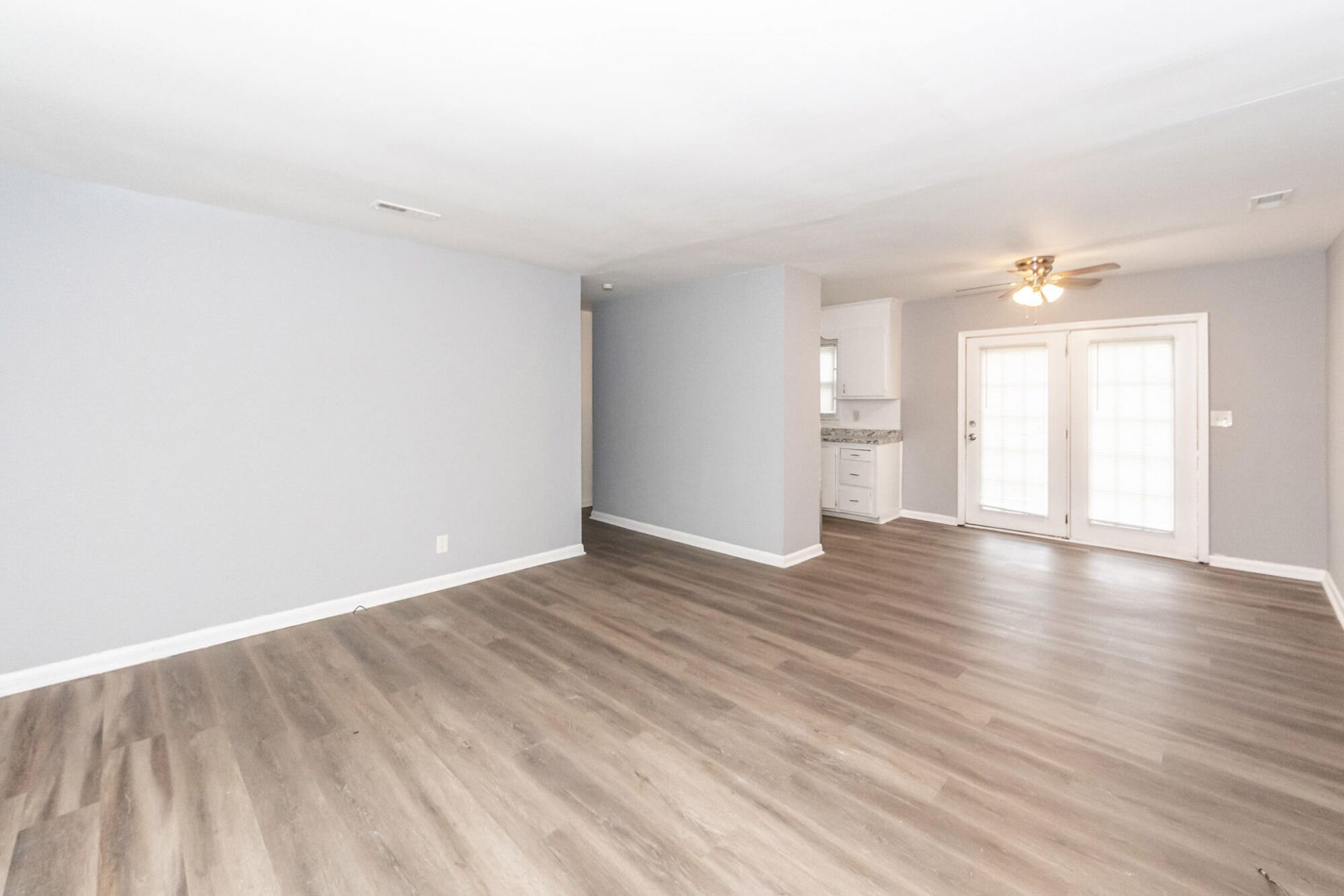 2914 Charlene Drive Photo 5
