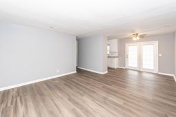 2914 Charlene Drive photo 4