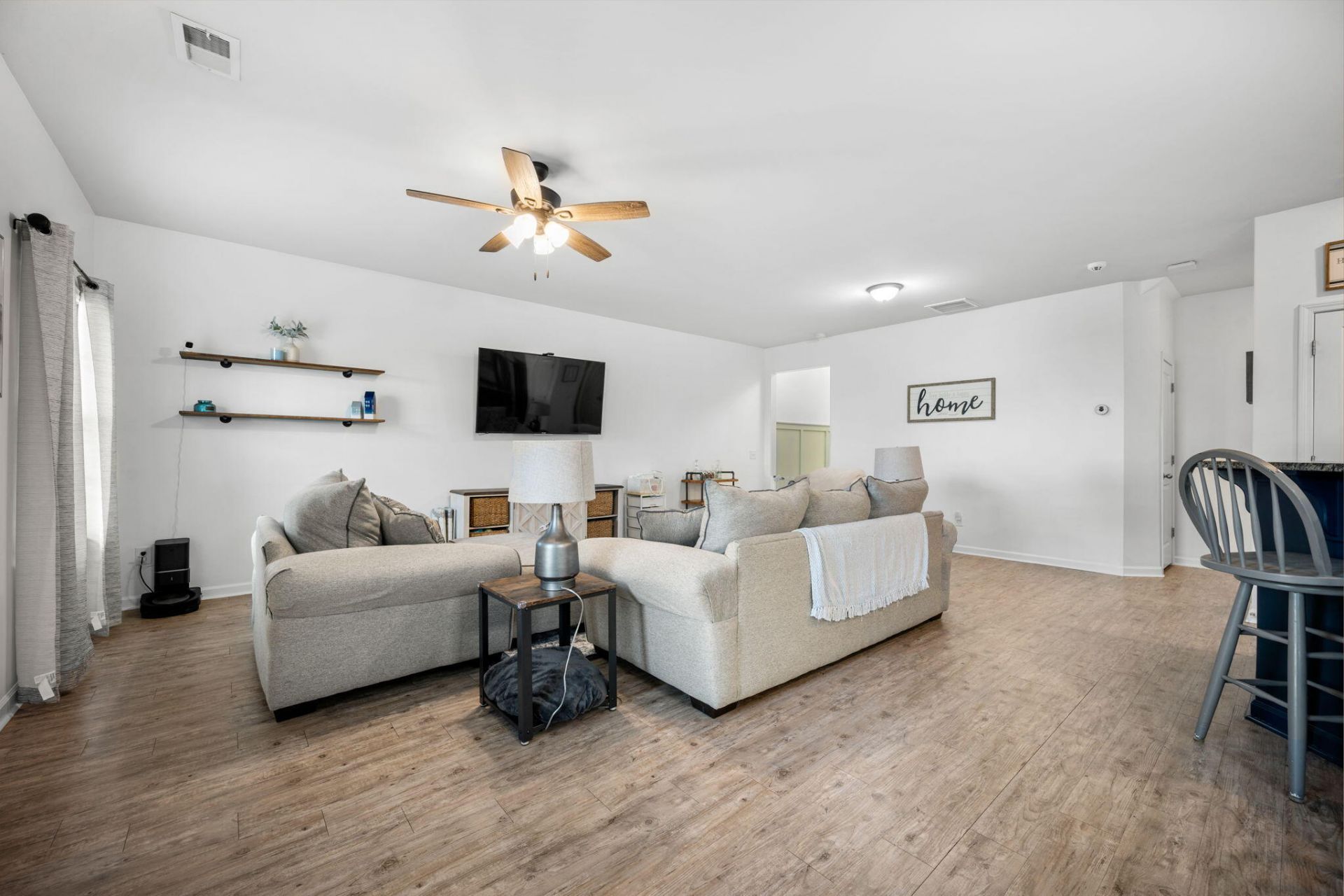 9958 Winged Elm Street Photo 6