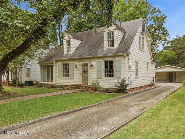 1521 Saint Ann Street, Jackson, MS 39202
