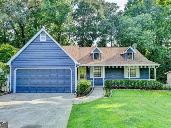 1122 Realm Lane, Lawrenceville, GA 30044