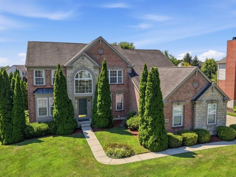 6269 Hedgerow Drive, West Chester, OH 45069 Photo 2