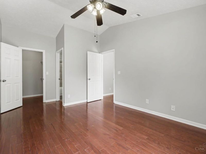 1544 W Galbraith Road, Unit 412, North College Hill, OH 45231 Photo 8