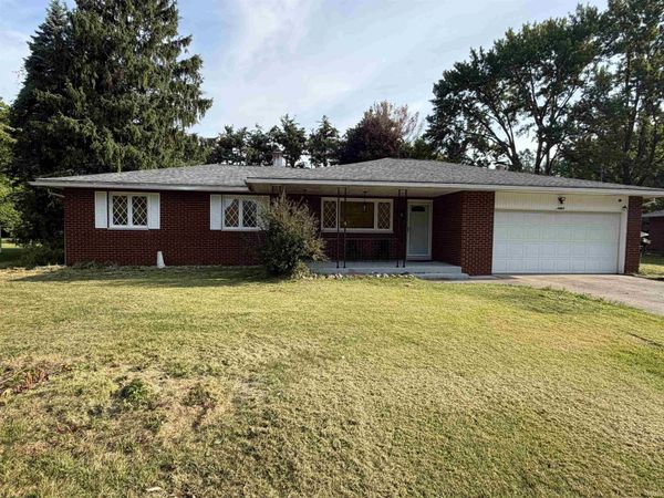 17107 Linda Street, South Bend, IN 46635