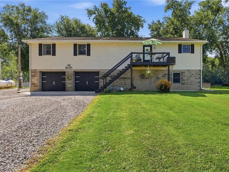 9350 Shady Lane, Blue Rock, OH 43720 Photo 2