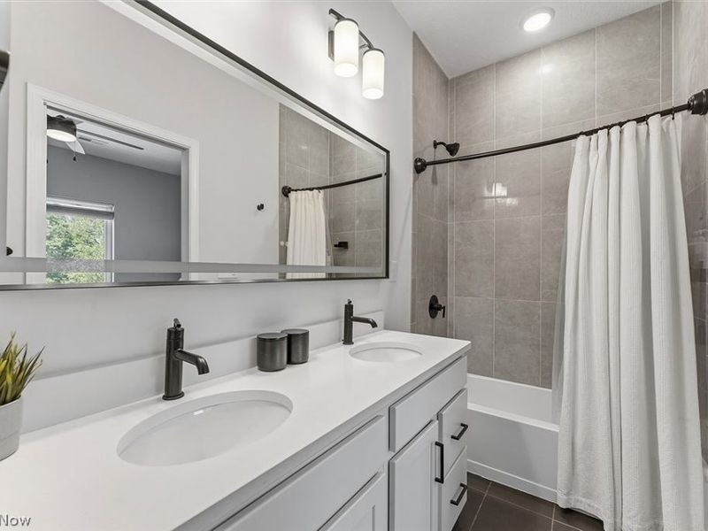 2308 Fulton Road , Cleveland, OH 44113 Photo 20