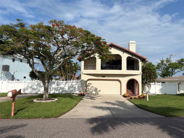 15810 REDINGTON DRIVE , REDINGTON BEACH, FL 33708