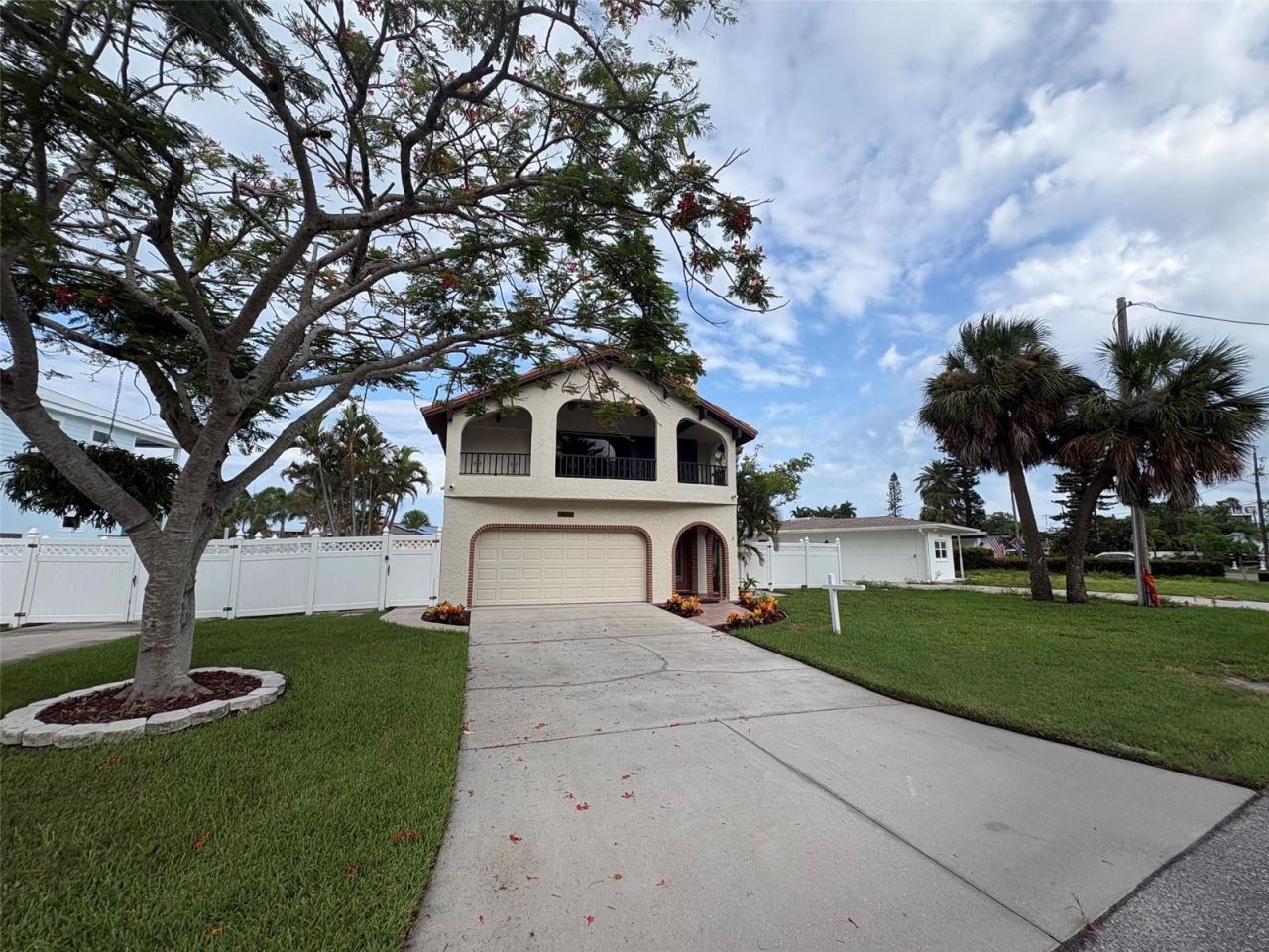 15810 Redington Drive, Redington Beach, FL 33708 Photo