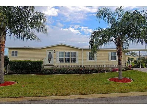 37535 NEW HORIZONS BOULEVARD , ZEPHYRHILLS, FL 33541