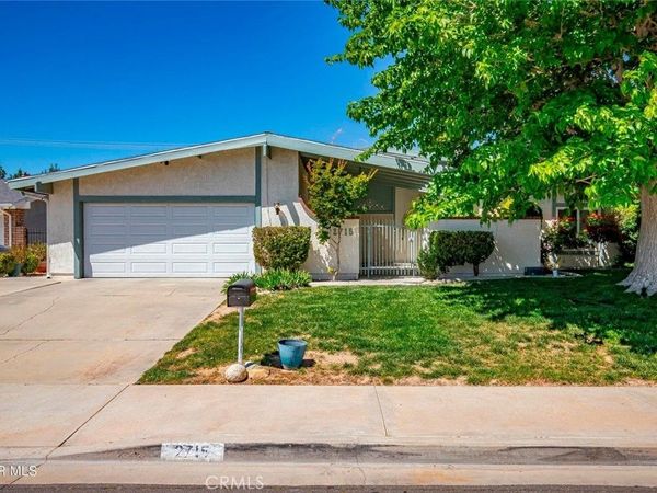 2715 W Avenue J12, Lancaster, CA 93536