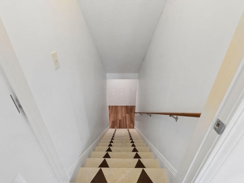 8069 Saybrook Drive , Westerville, OH 43082 Photo 29