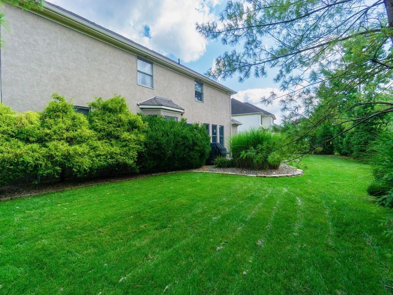 8069 Saybrook Drive , Westerville, OH 43082 Photo 39
