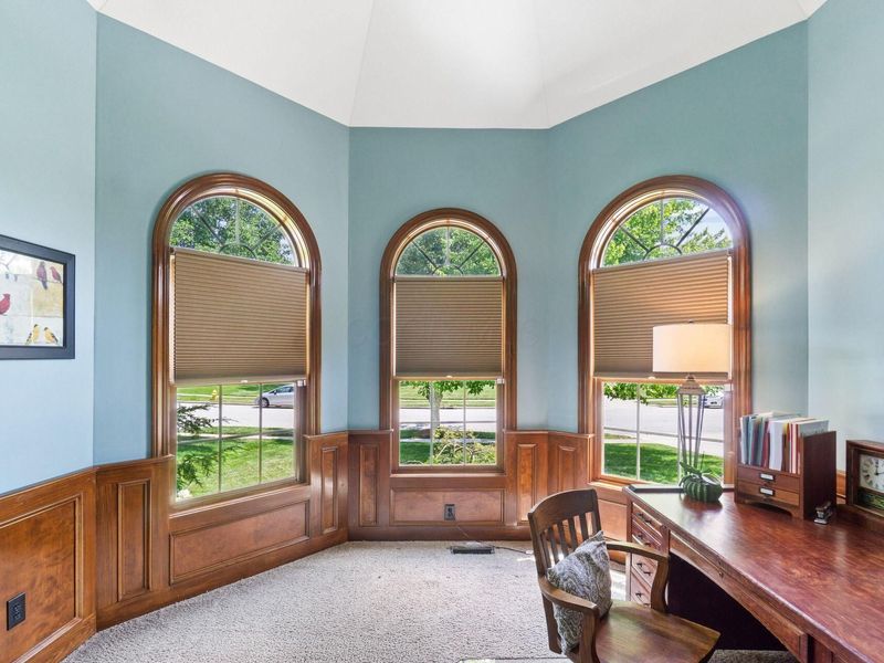 8069 Saybrook Drive , Westerville, OH 43082 Photo 5