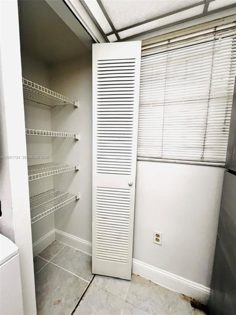 10145 NW 9th St Cir , Unit 7-505, Miami, FL 33172 Photo