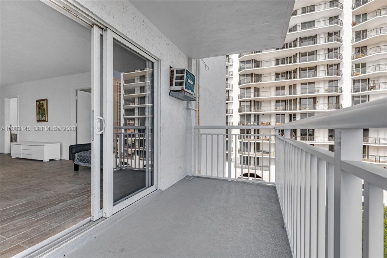 200 S Birch Rd , Unit 1015, Fort Lauderdale, FL 33316 Photo