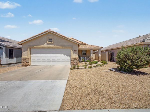 1376 E BINNER Drive, Chandler, AZ 85225