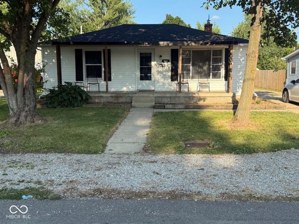 421 Union Street , Hope, IN 47246