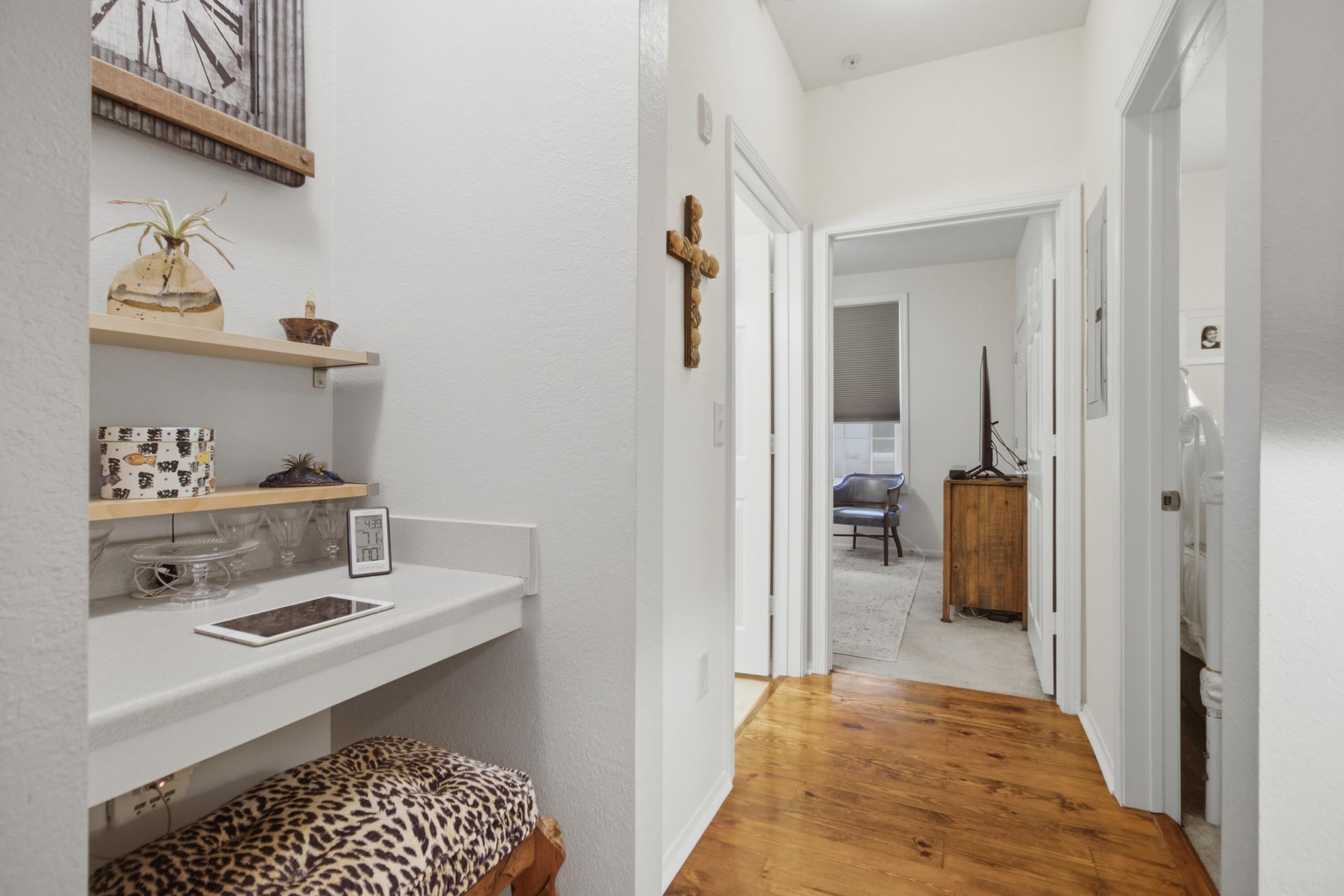 60 Fenwick Hall Allee Alley Photo 23