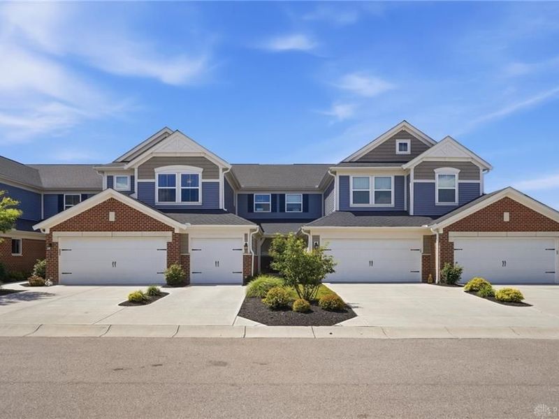 4370 Waters Edge Lane, Turtlecreek Township, OH 45036 Photo 3