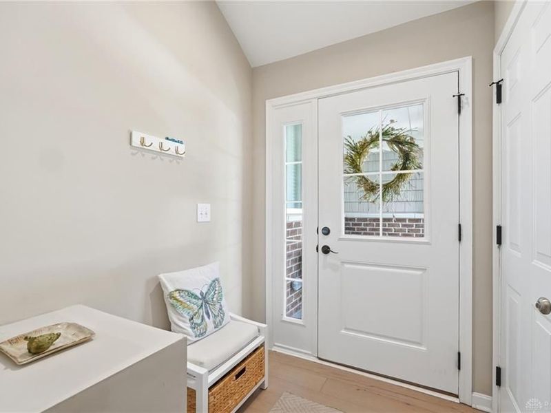 4370 Waters Edge Lane, Turtlecreek Township, OH 45036 Photo 6
