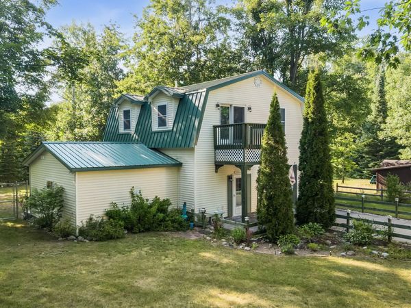 5167 Reynolds Road, Cheboygan, MI 49721