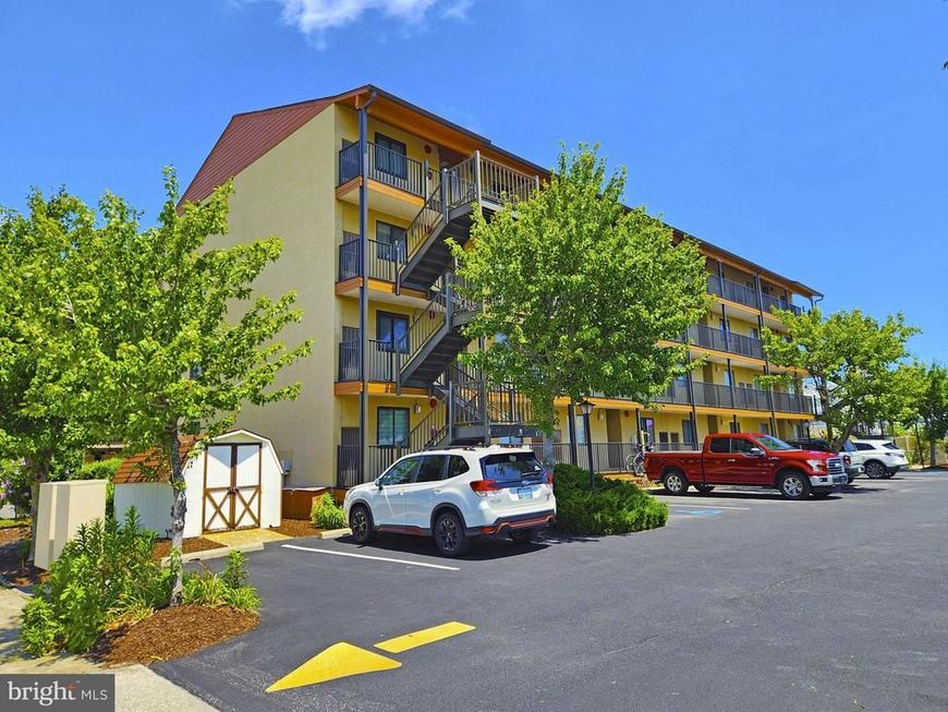 203 33rd Street, Unit 301, Ocean City, MD 21842 Main Photo