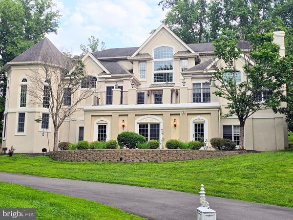 720 FOXTAIL COURT, NEW HOPE, PA 18938