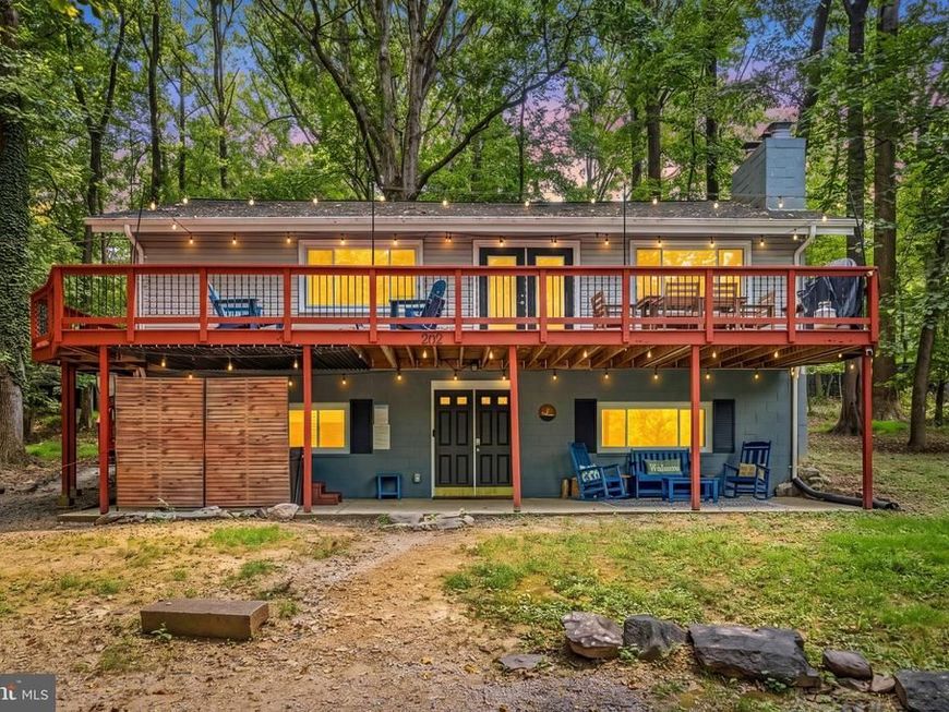 202 Huckleberry Lane , Harpers Ferry, WV 25425 Main Photo