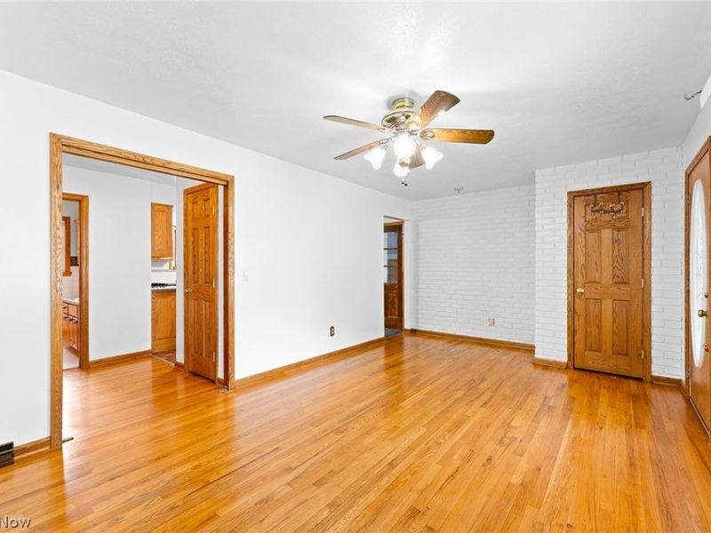 4044 Avon Lake Road, Litchfield, OH 44253 Photo 10