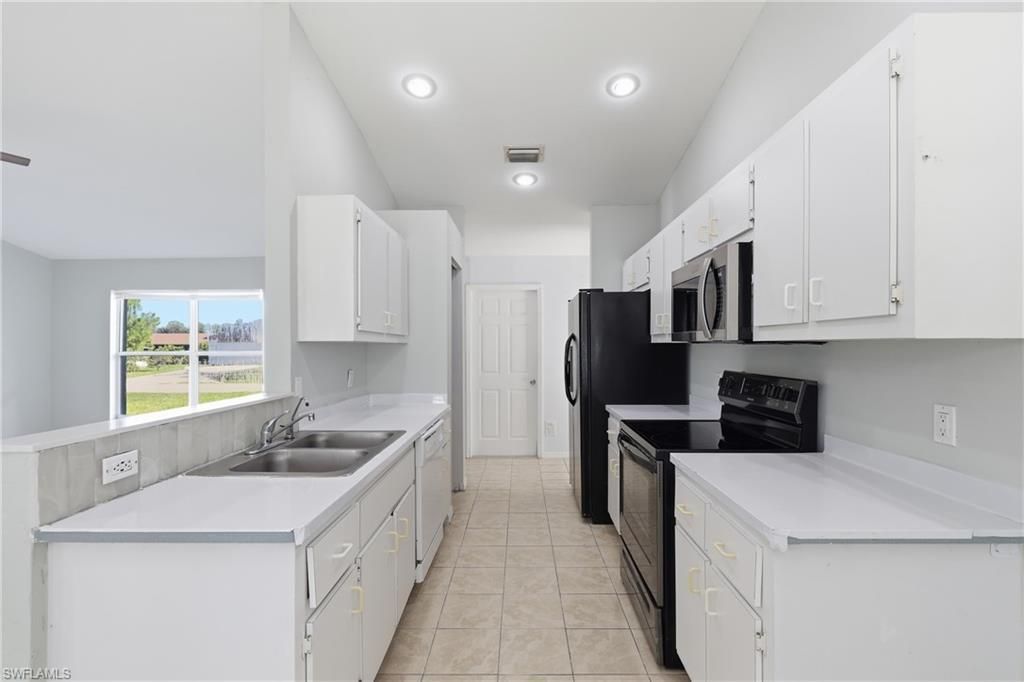 8346 Bamboo Rd , Fort Myers, FL 33967 Photo