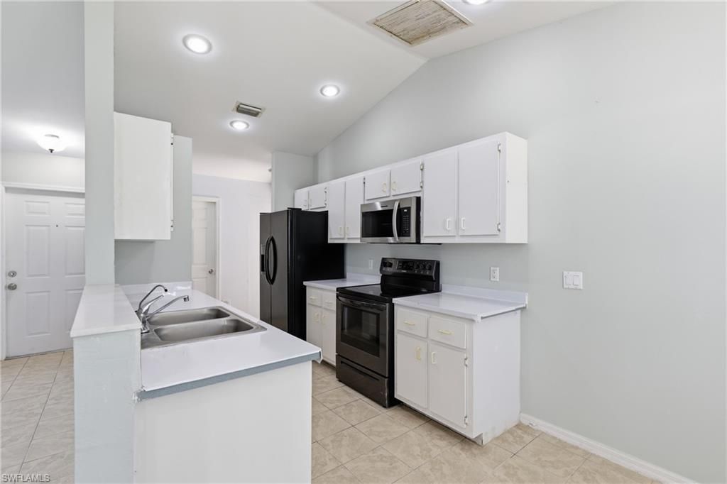 8346 Bamboo Rd , Fort Myers, FL 33967 Photo