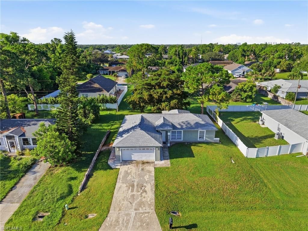 8346 Bamboo Rd , Fort Myers, FL 33967 Photo
