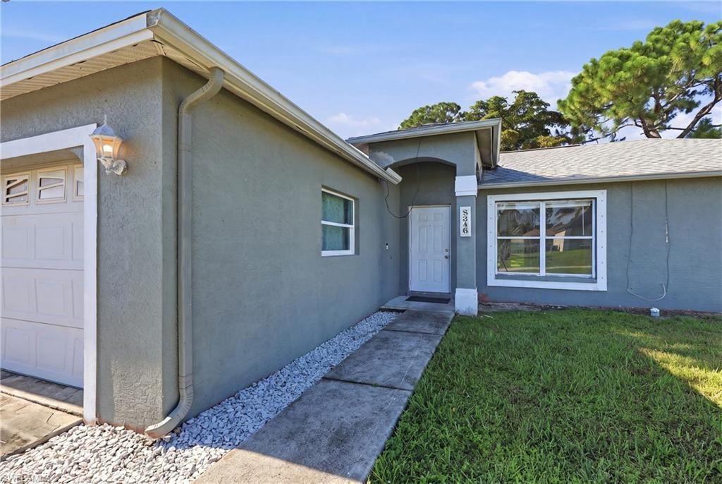 8346 Bamboo Rd , Fort Myers, FL 33967 Photo
